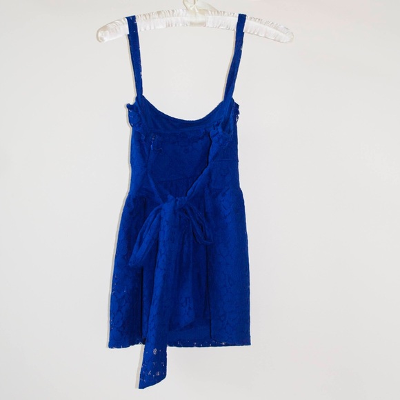 The Limited Cobalt Blue Lace Top - Picture 5 of 13
